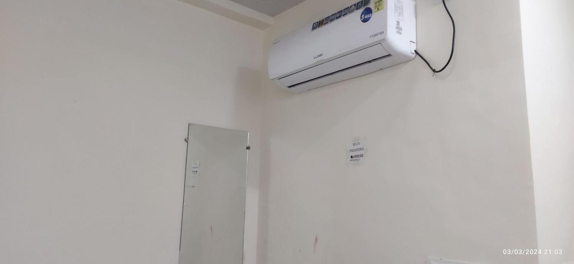 Shree Gajlaxmi Hotel Walking Distance From Mahakaleswar Ujjain Εξωτερικό φωτογραφία