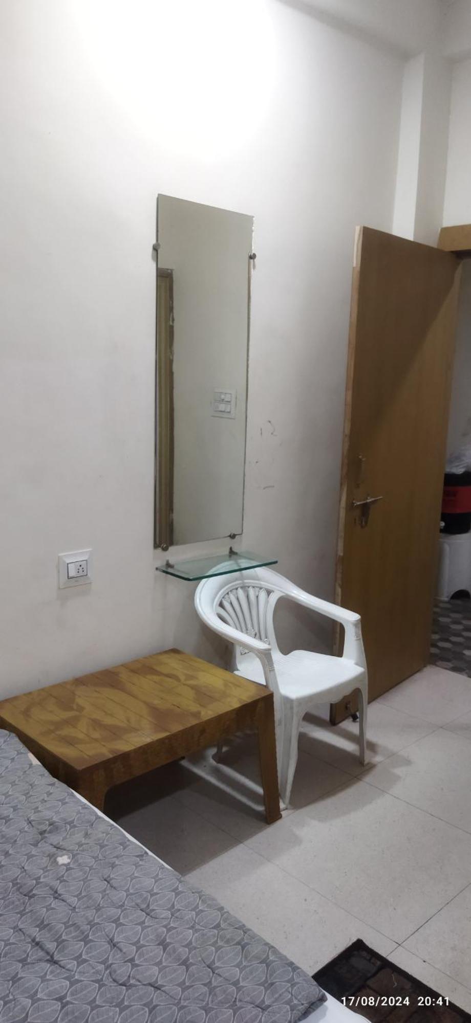 Shree Gajlaxmi Hotel Walking Distance From Mahakaleswar Ujjain Εξωτερικό φωτογραφία